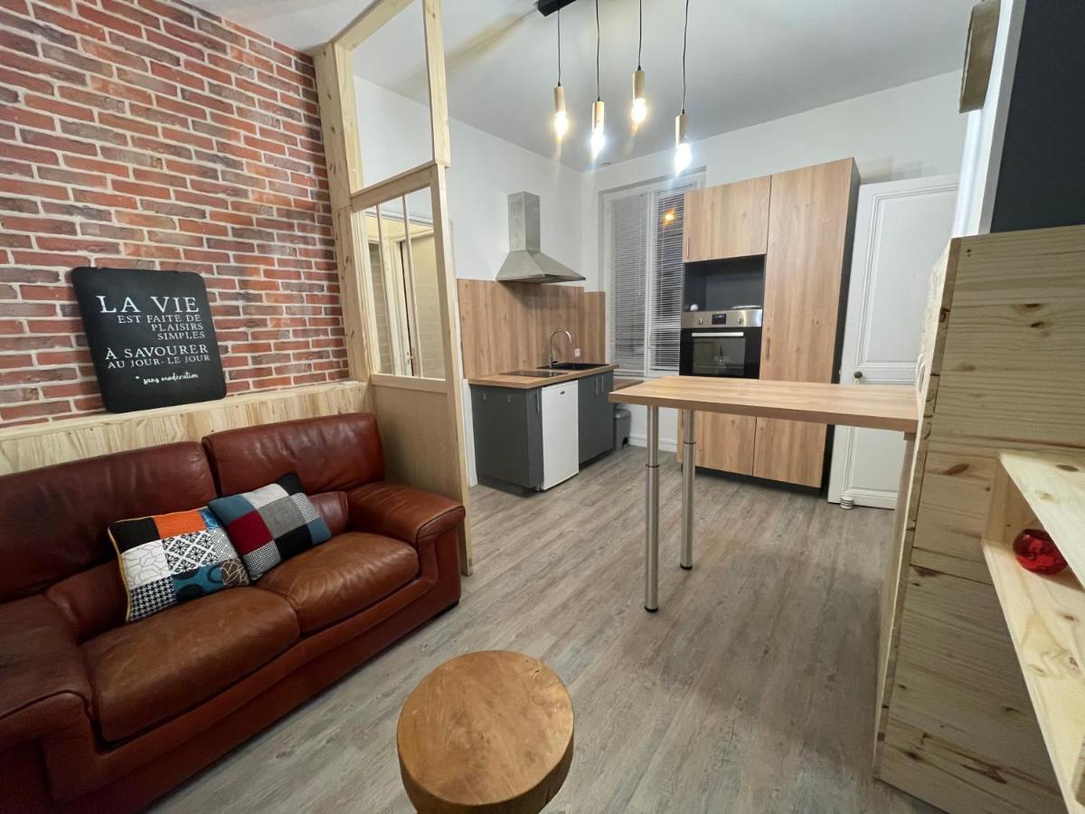 Logement Entier: Appartement Avec Terrasse Quartier De La Gare Амбоаз Екстериор снимка