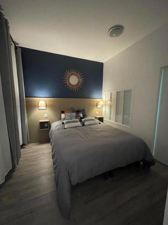 Logement Entier: Appartement Avec Terrasse Quartier De La Gare Амбоаз Екстериор снимка