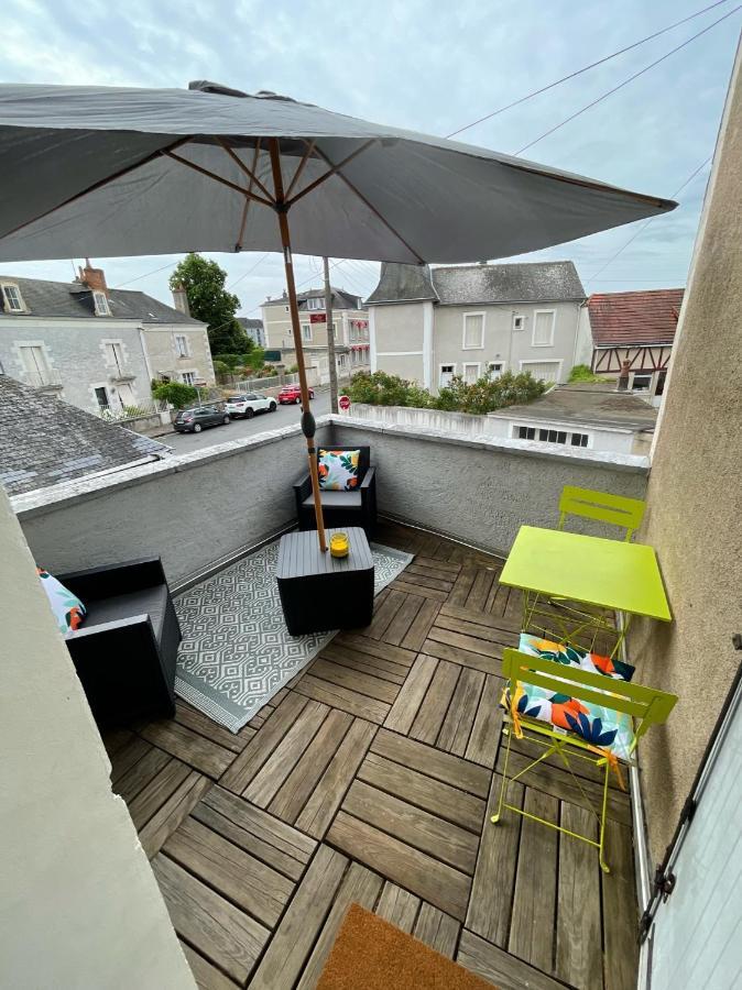 Logement Entier: Appartement Avec Terrasse Quartier De La Gare Амбоаз Екстериор снимка